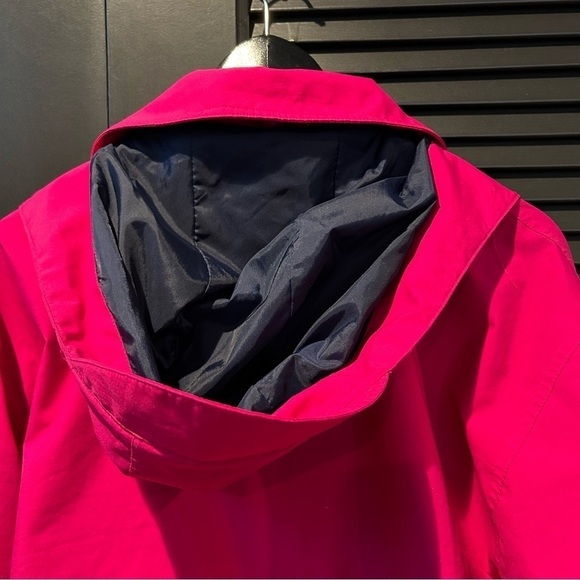 Vintage Bright Fuchsia Pink and Navy Blue Eddie Bauer Hooded Jacket, Size Medium - Picture 14 of 16